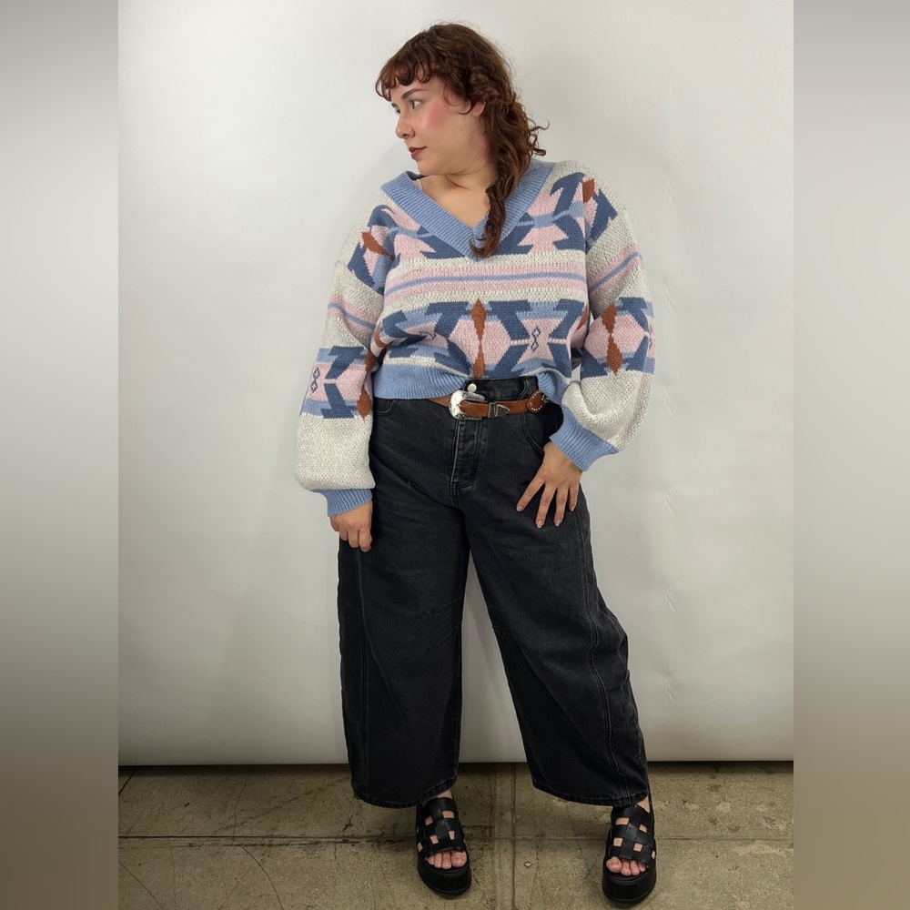 V. LOOK BOOK - Picture 5 of 15